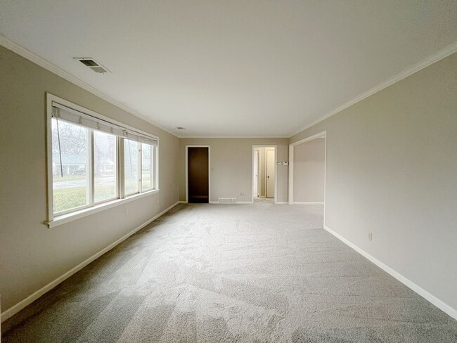 Building Photo - Charming Prairie Village Ranch – Move-In R...