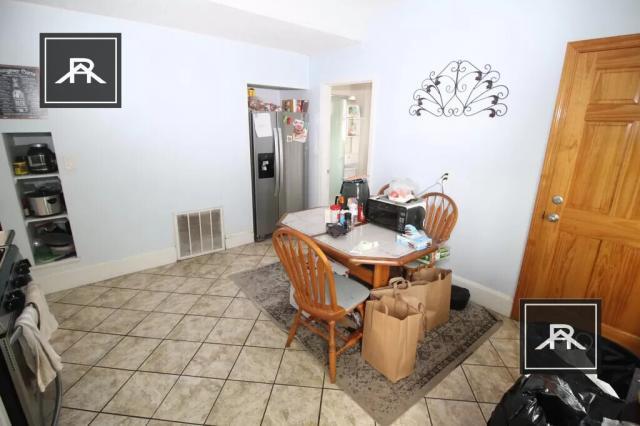 Foto del edificio - 3 bedroom in Allston MA 02134