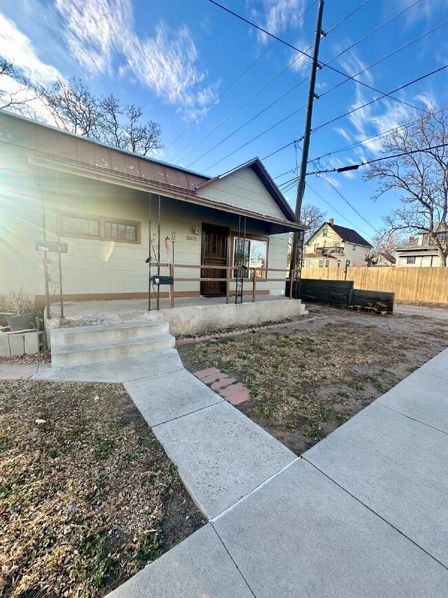 Building Photo - 2610 Snyder Ave