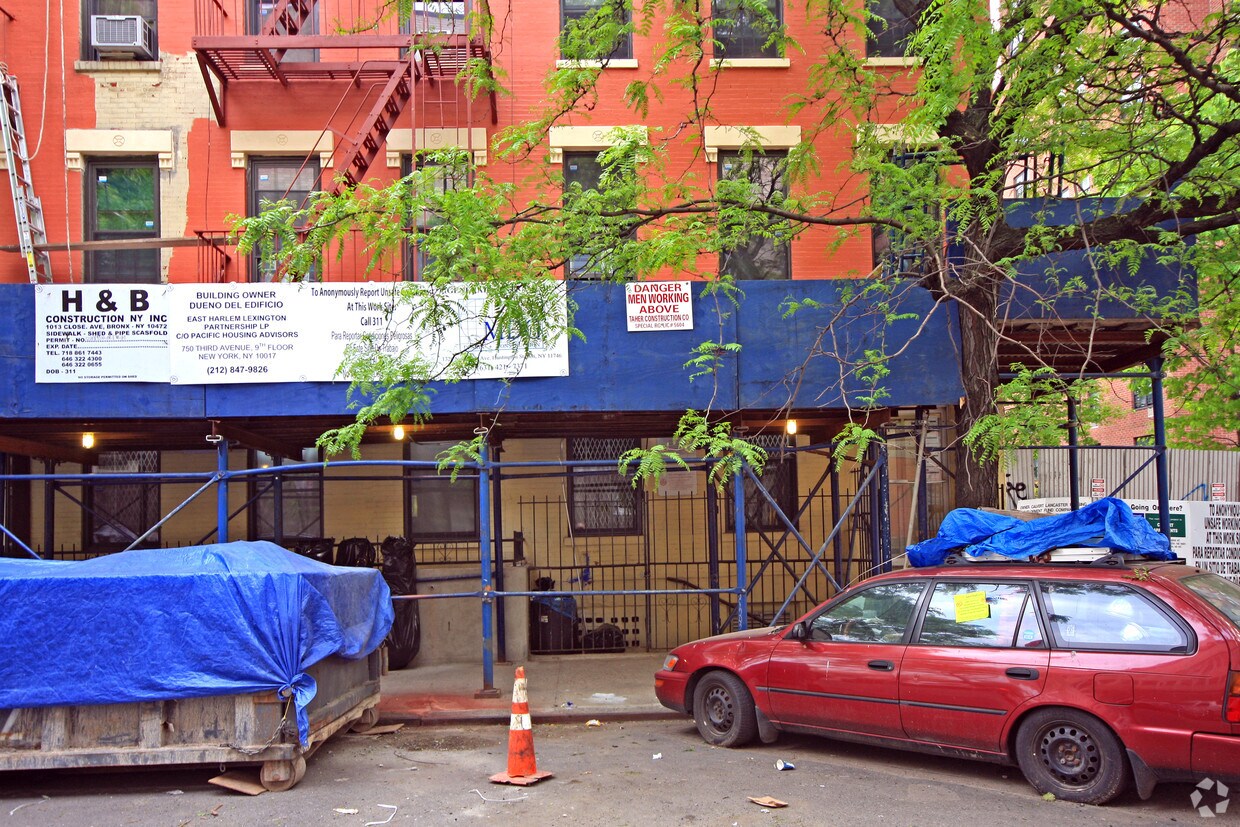 Foto del edificio - 125 E 119th St