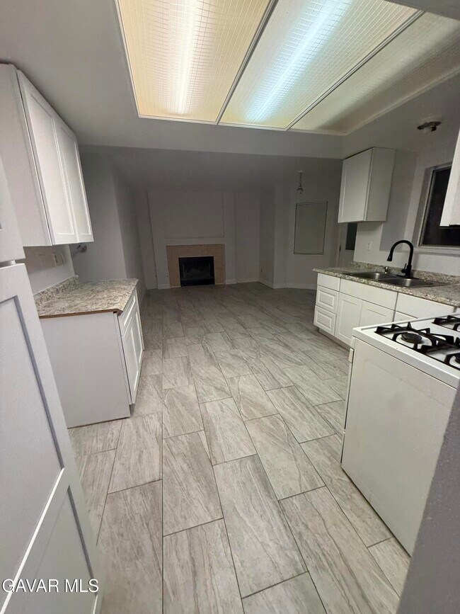 Foto del edificio - 2634 Avoca St