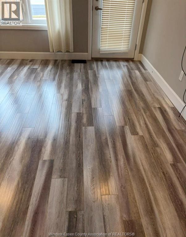 Building Photo - 3614 Hallee Cres