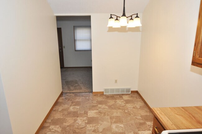 Foto del edificio - 146 12th St NE