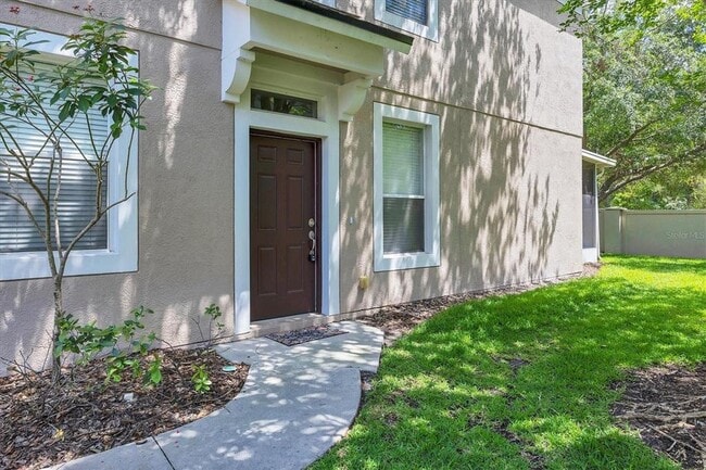 Building Photo - 4920 Pond Ridge Dr