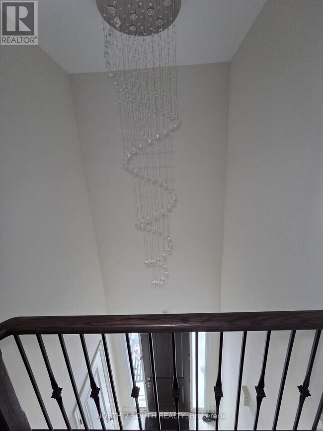 Photo du bâtiment - 34 Straw Cutter Gate