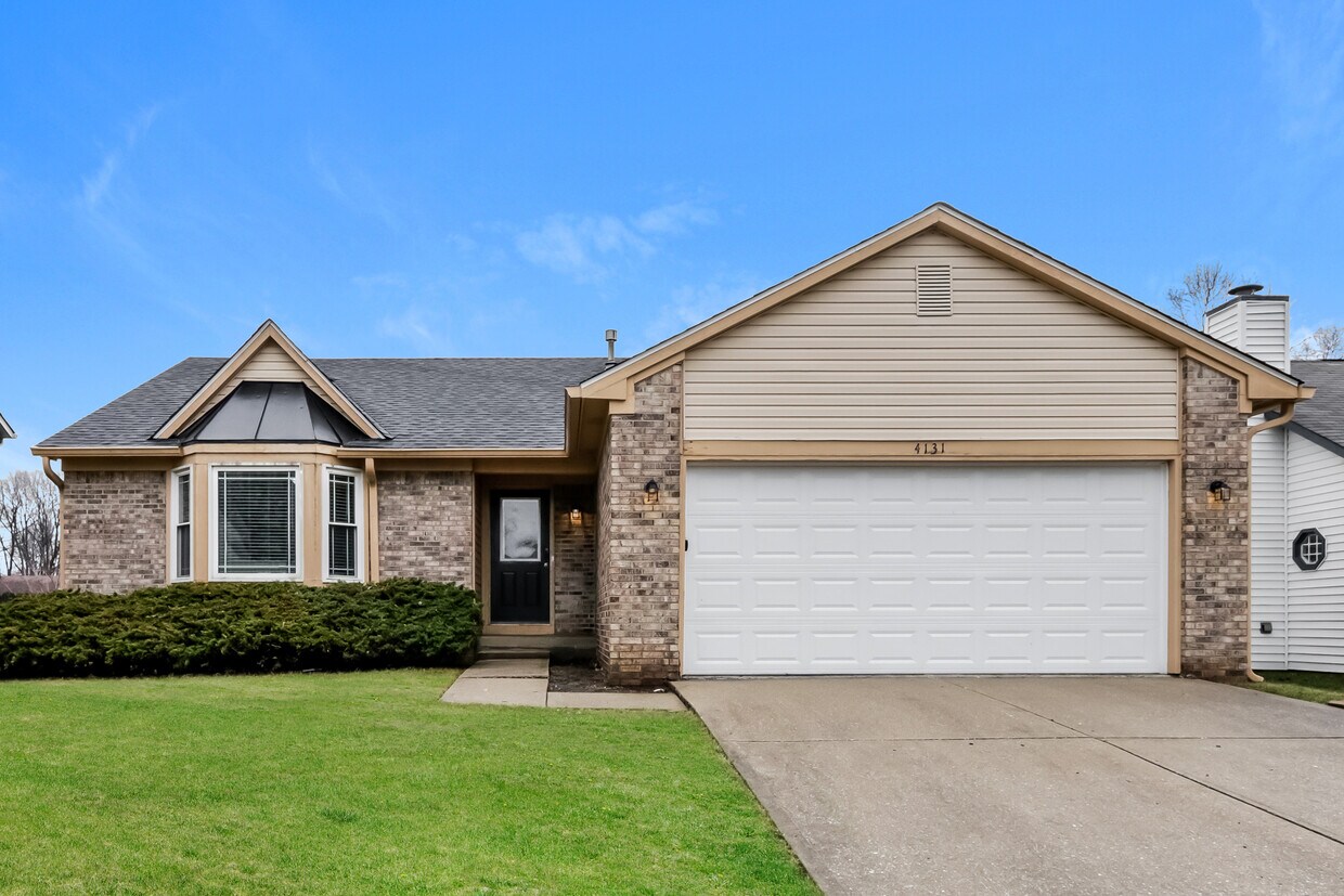 Primary Photo - 4131 Robertson Ct
