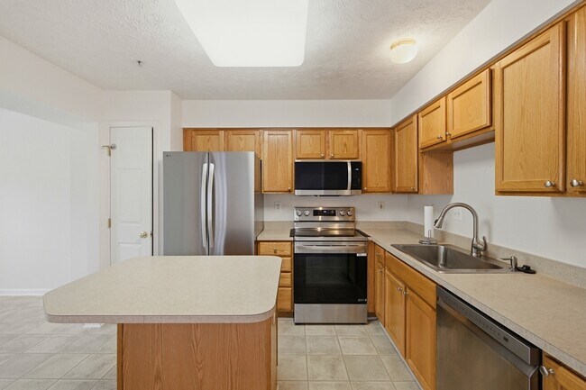 Building Photo - 514 Sourghum Ct