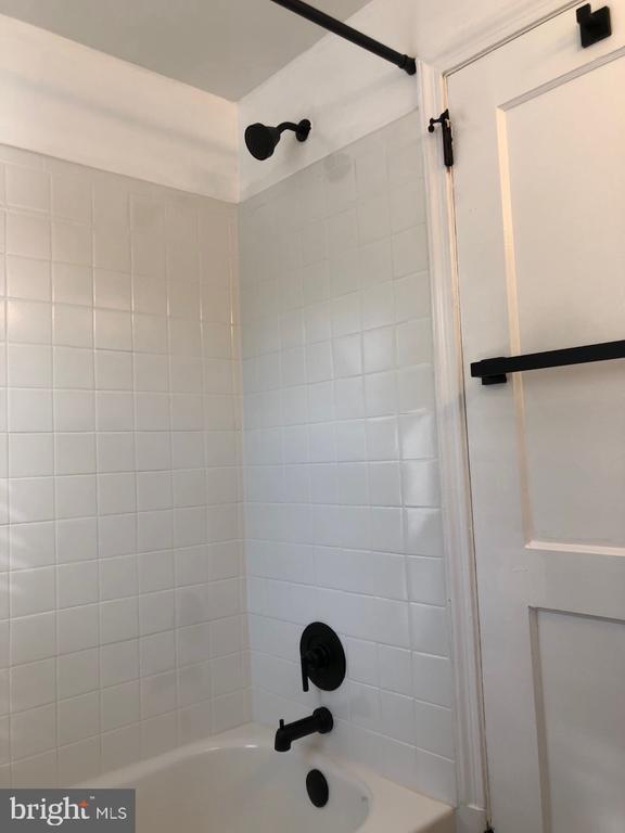 Building Photo - 2601 E Allegheny Ave