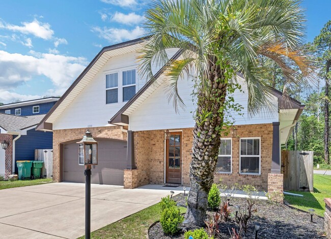 Building Photo - 1200 French Quarter Way