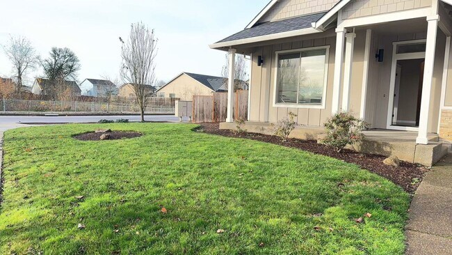 Foto del edificio - 3217 Gwen Ct SE