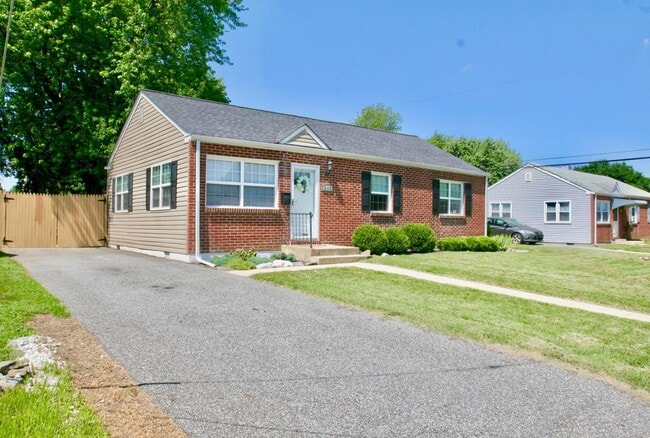 Photo - 415 Cleveland Ave House