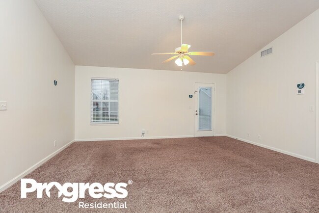 Building Photo - 3128 Sherborne Ct
