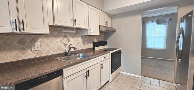 Building Photo - 36 Kanabe Dr