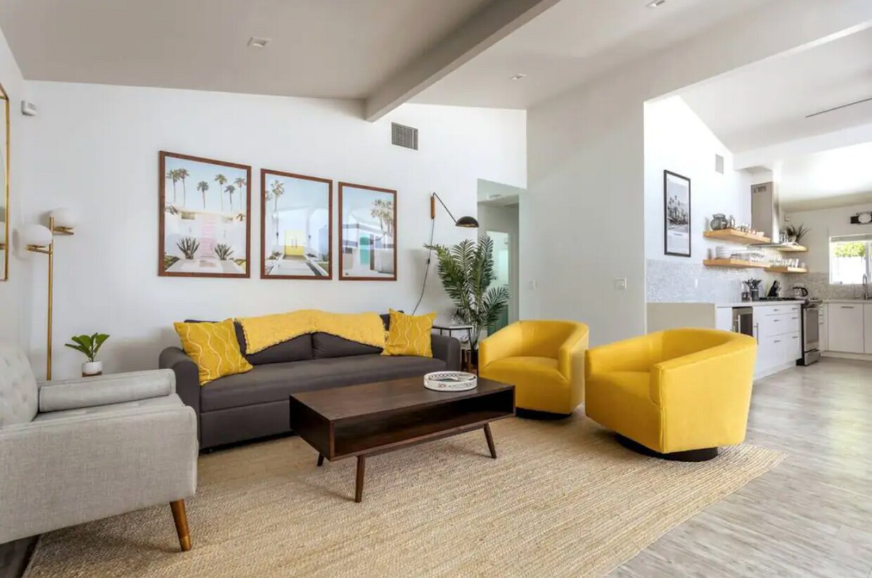 Primary Photo - Mid-Century Oasis with Pool in Palm Springs