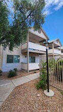 Building Photo - 616 S Hardy Dr
