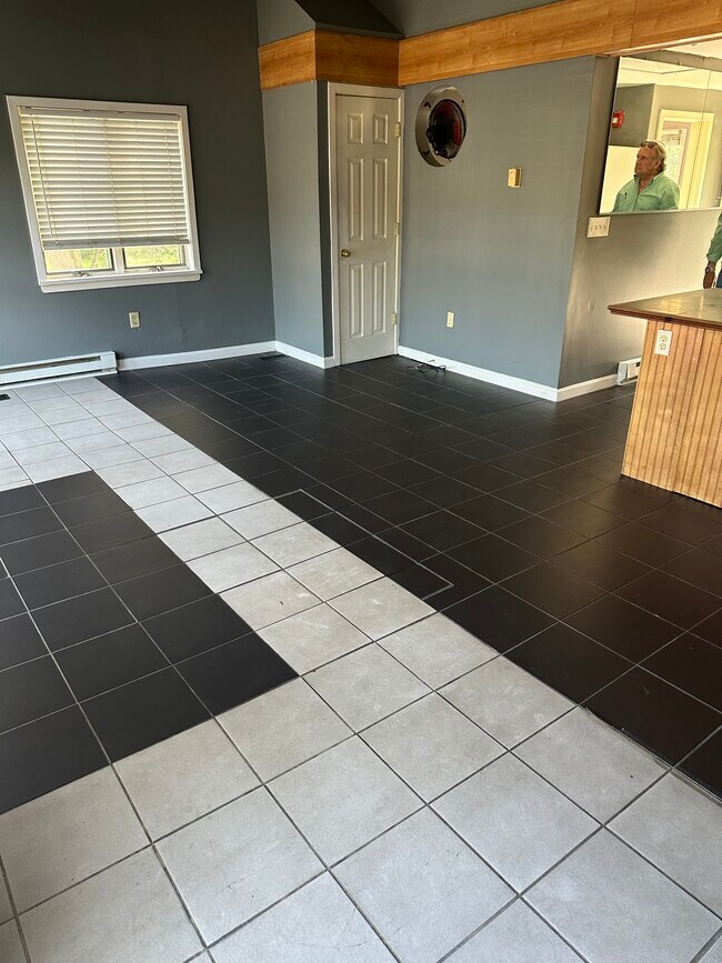 Foto del edificio - 1181 Boston Rd