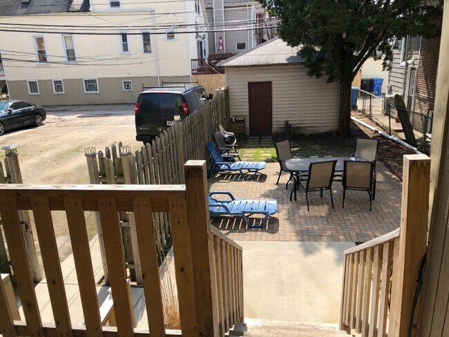 Foto del edificio - 1709 Irving Park W Rd