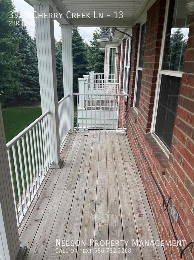 Foto del edificio - 3950 Cherry Creek Ln