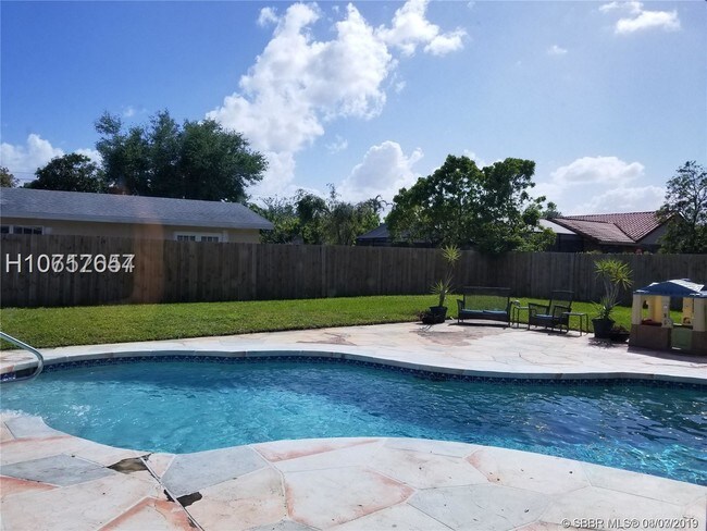 Foto del edificio - 1101 SW 70th Ave