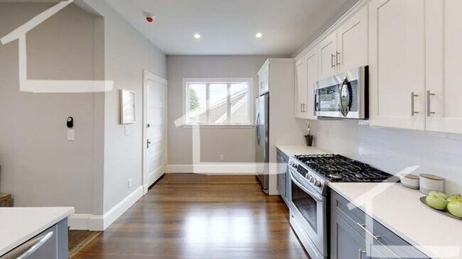 Building Photo - New Allston Listing!!