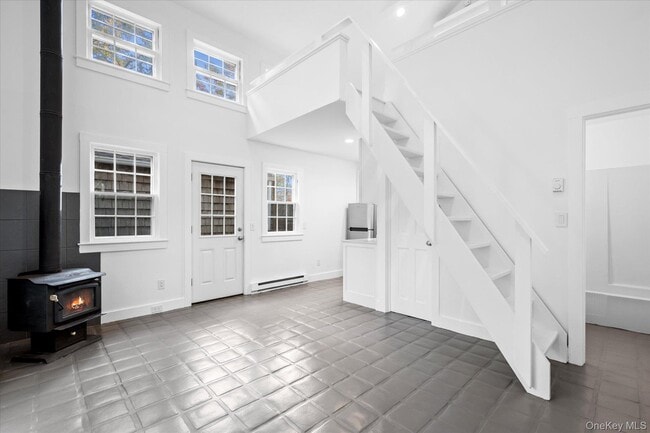 Building Photo - 17 N Bishop Ln