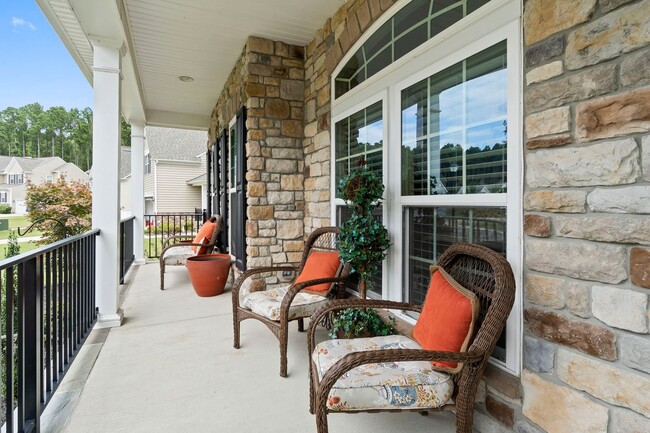 Foto del edificio - 2704 Brownstone Cir