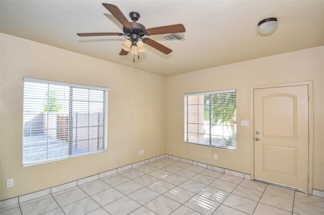 Building Photo - 4532 S Agave Ave