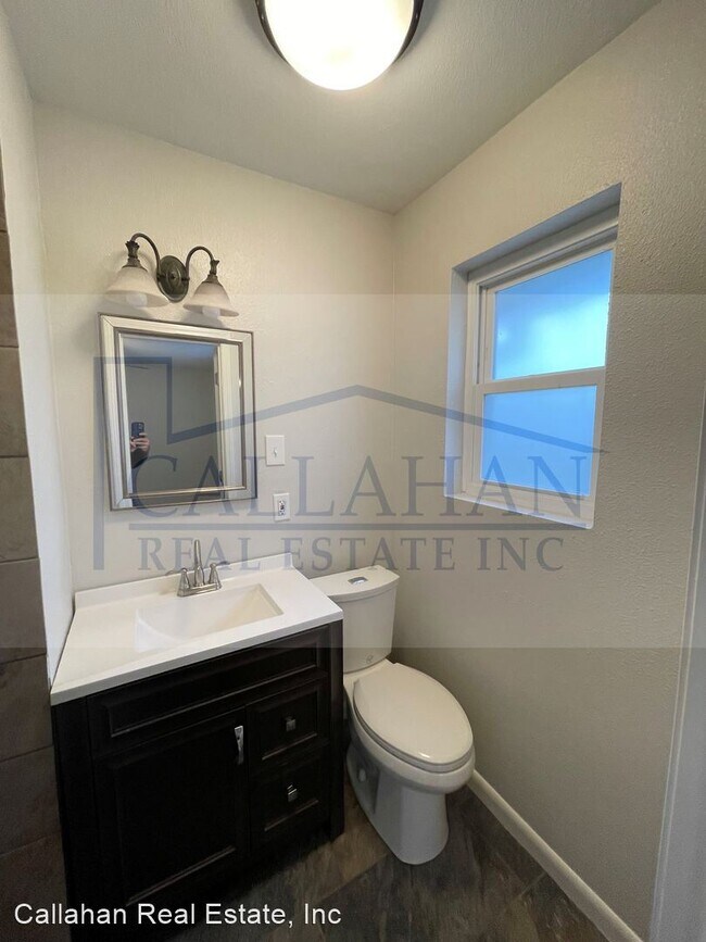 Foto del edificio - 3 br, 2 bath House - 208 South Plaza