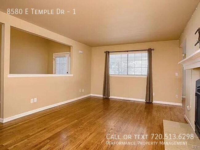 Foto del edificio - 8580 E Temple Dr