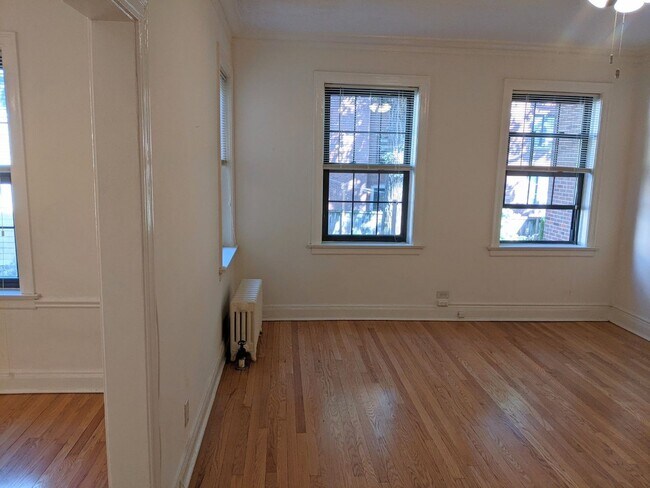 1135 Maple Ave., Unidad 1137-1E, Evanston, IL 60202 - 1136 Maple Ave