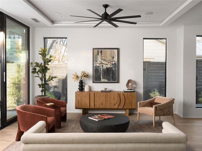 Foto del edificio - 1506 Bouldin Ave