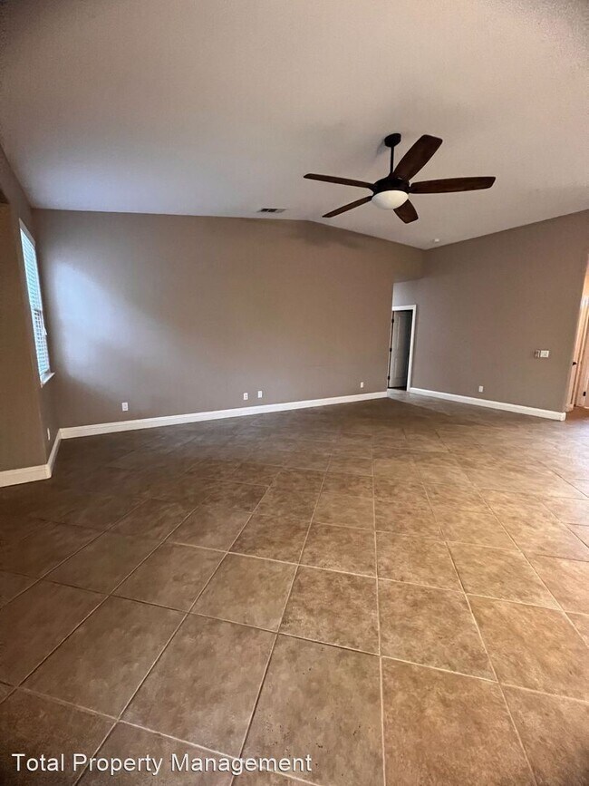Building Photo - 4 br, 2 bath House - 1867 Admiral Ct