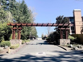 Building Photo - 8244 126th Ave