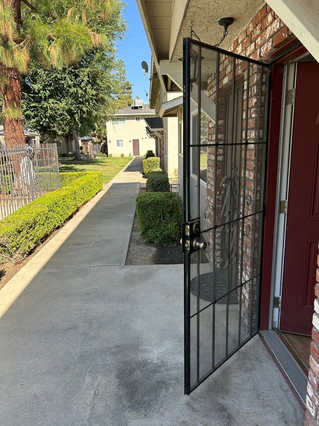 Foto principal - 609 Taylor St