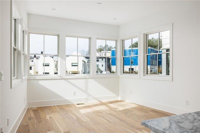 Building Photo - 1220 Mado Lp
