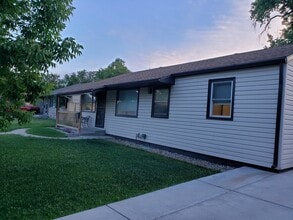 Building Photo - 2295 S Linley Ct