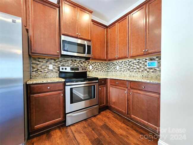 Foto del edificio - 284 Halton Crossing Dr SW