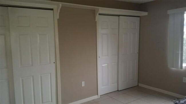 Foto del edificio - 2612 Hidden Lake Dr N