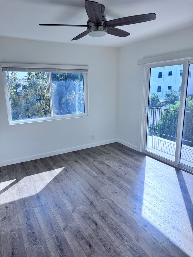 Foto del interior - 3210 Ellsworth St . Your 2 bedrooms Awaits!