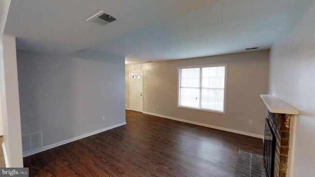 Building Photo - 4545 Rawlings Pl