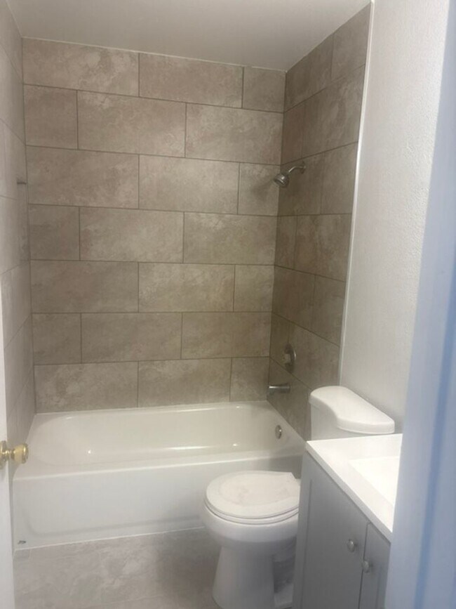 Building Photo - 2665 Bryandouglas Dr