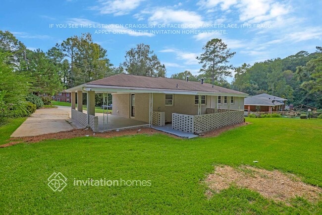 Building Photo - 1688 Mary Lou Ln SE