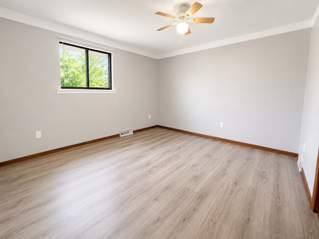 Foto del edificio - 27085 Campau Ln