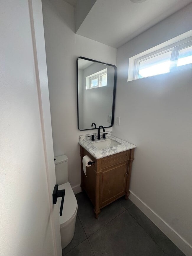 Building Photo - New Meadows