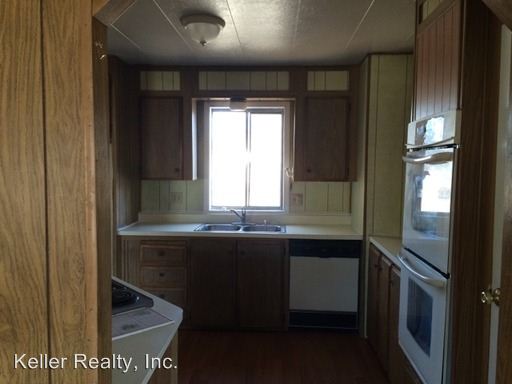 Building Photo - 3900 Goldfinch Dr