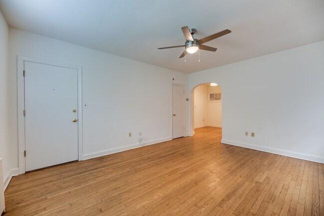 Foto del edificio - 2614 41st St NW