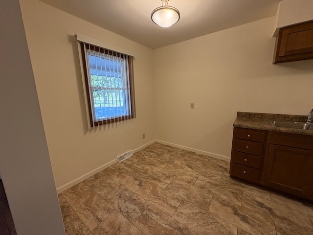 Building Photo - 207 S Pfeffer Rd