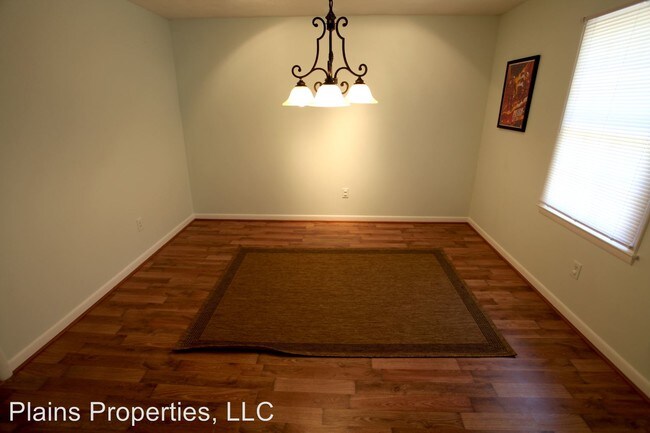 Building Photo - 3 br, 2 bath House - 1204 Jenkins Drive