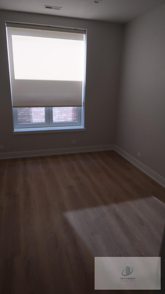 Foto del edificio - 5071 N Northwest Hwy