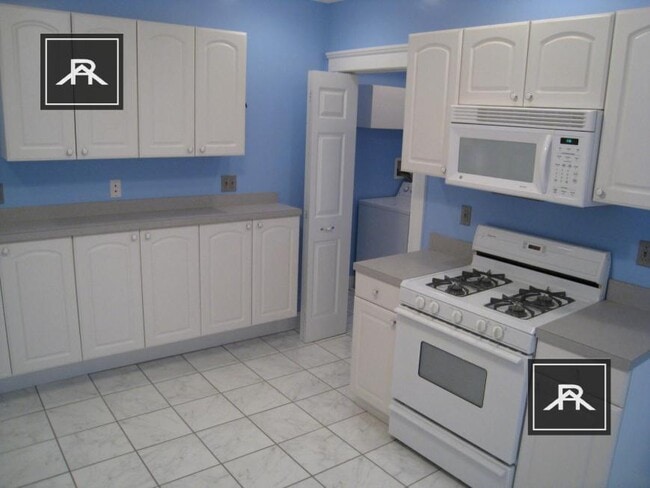 3 bedroom in Brighton MA 02135 - 3 bedroom in Brighton MA 02135 Apartment
